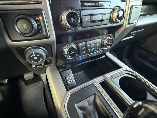 Certified 2020 Ford F150 Raptor w/ Equipment Group 802A Luxury AWD/4WD image 25