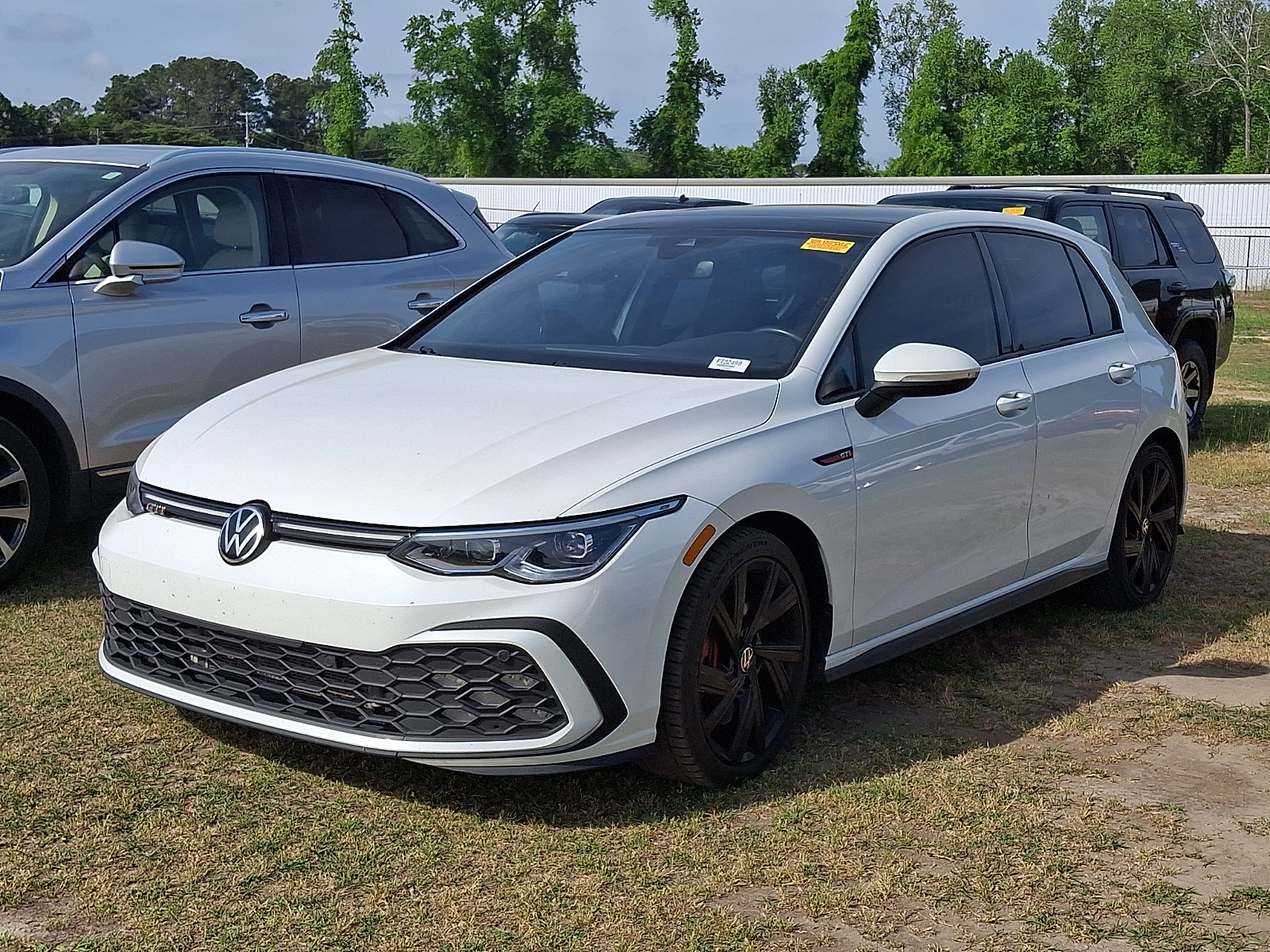 Used 2022 Volkswagen GTI SE w/ Black Wheel Package FWD image 3
