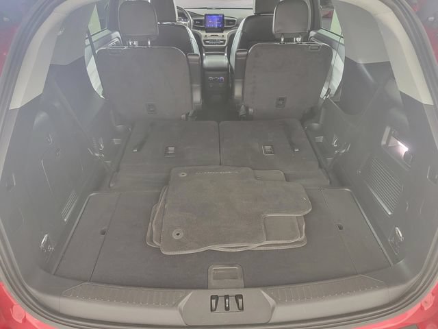 Certified 2023 Ford Explorer XLT w/ Equipment Group 202A AWD/4WD image 16