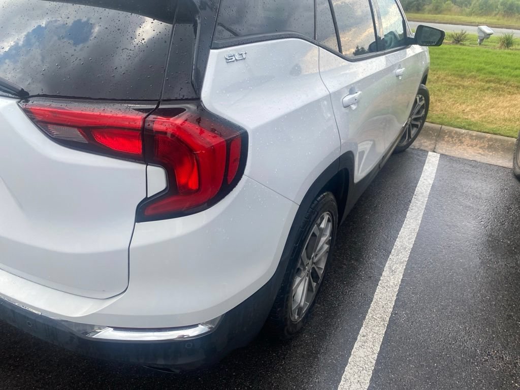 Used 2018 GMC Terrain SLT w/ Preferred Package FWD image 10