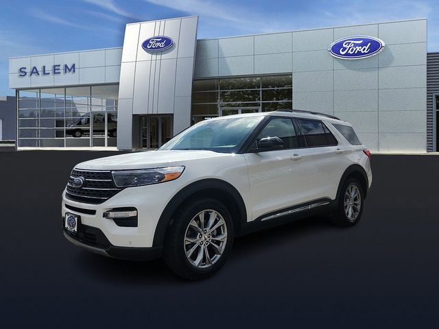 Certified 2023 Ford Explorer XLT w/ Equipment Group 202A image 6