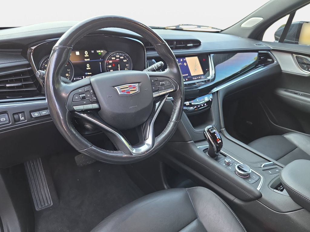 Used 2021 Cadillac XT6 Premium Luxury AWD/4WD image 14