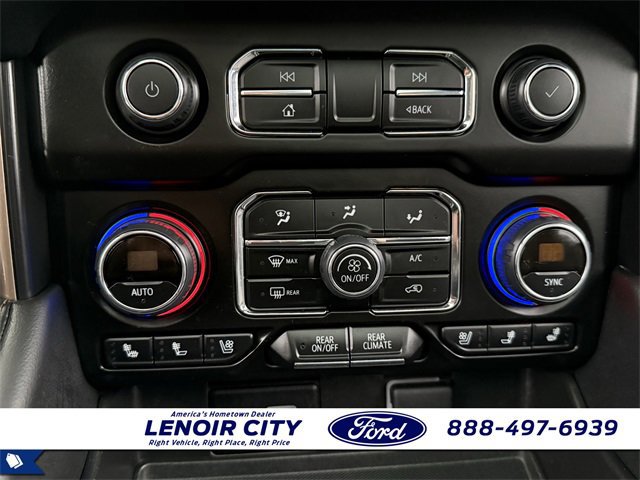 Used 2023 Chevrolet Suburban High Country image 31