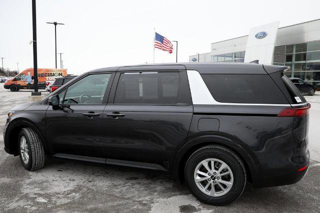 Used 2024 Kia Carnival LX image 5