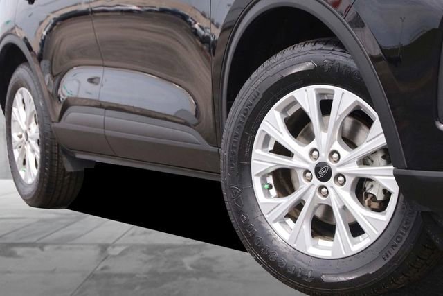 Certified 2025 Ford Escape Active image 6