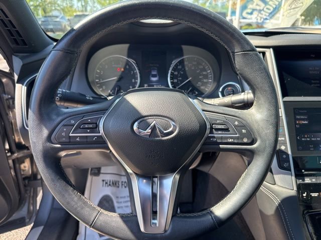 Used 2021 INFINITI Q60 3.0t Luxe w/ Cargo Package RWD image 9