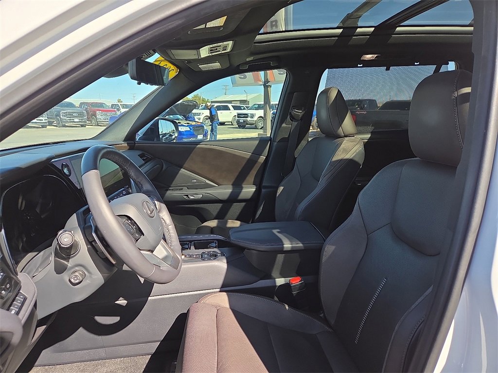 Used 2024 Lexus TX 350 AWD image 23