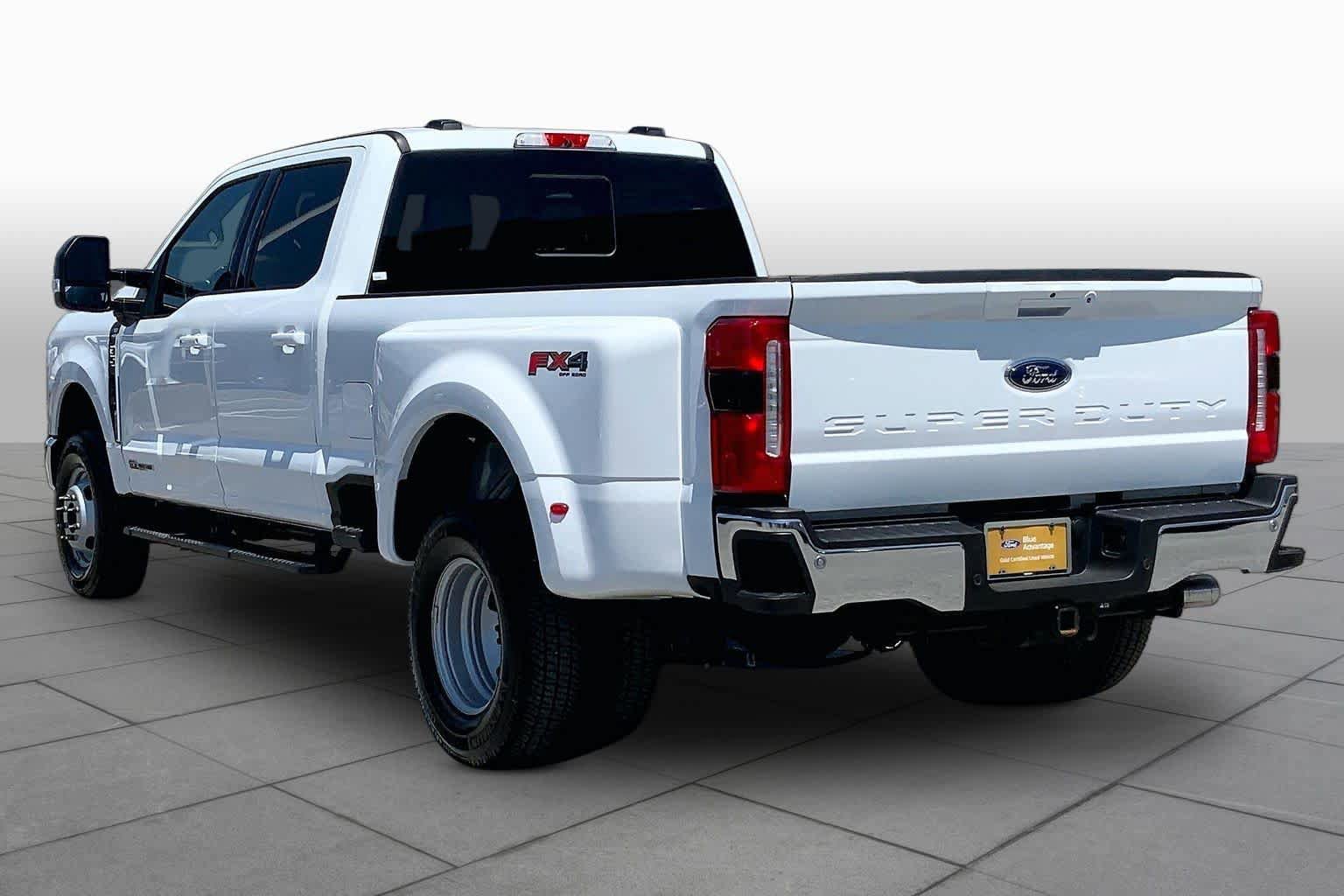 Certified 2026 Ford F350 XLT w/ XLT Premium Package AWD/4WD image 12