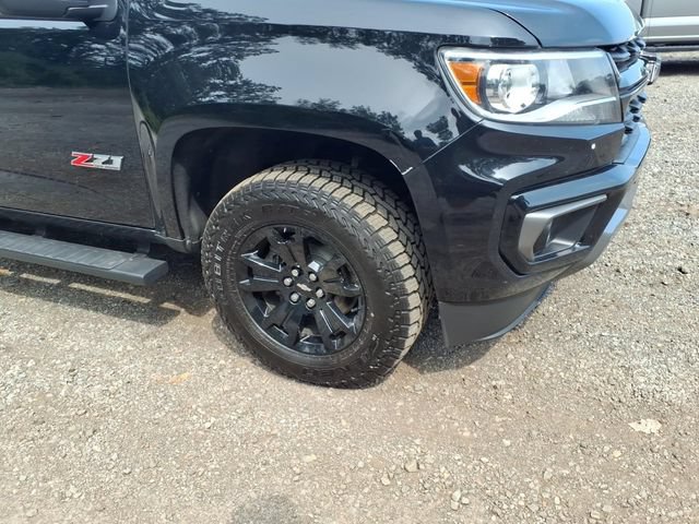Used 2022 Chevrolet Colorado Z71 w/ Z71 Midnight Edition AWD/4WD image 4