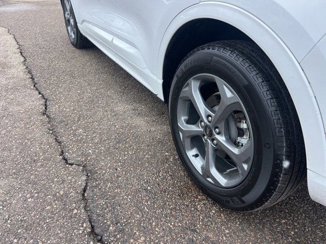 Certified 2023 Ford Escape ST-Line w/ Tech Pack #1 image 27