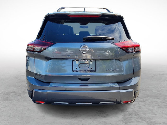 Used 2024 Nissan Rogue SL w/ SL Premium Package AWD/4WD image 5