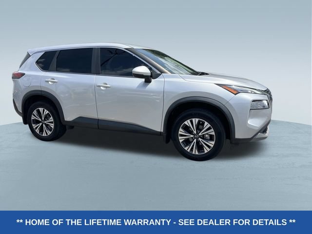 Used 2022 Nissan Rogue SV FWD image 2
