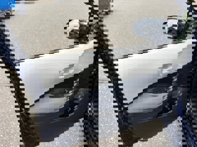 Used 2023 Toyota Corolla LE image 10