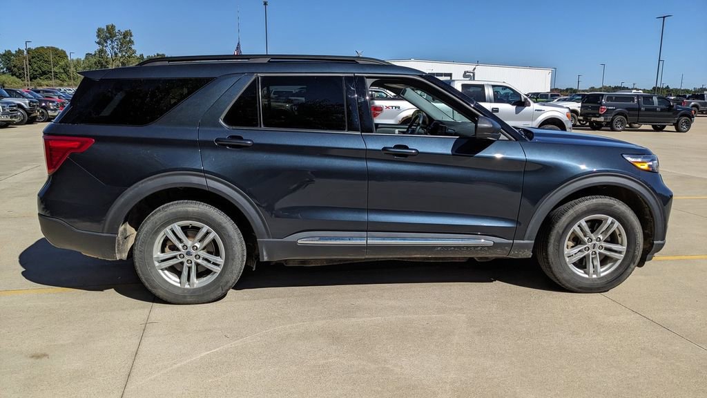 Certified 2023 Ford Explorer XLT w/ Equipment Group 202A image 2