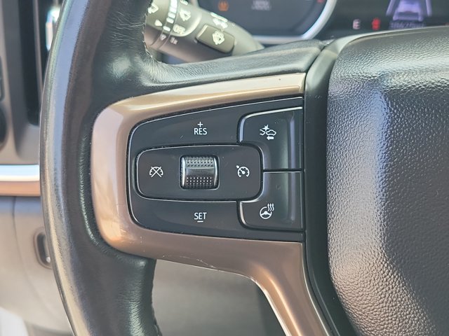 Used 2022 Chevrolet Silverado 3500 High Country w/ Technology Package AWD/4WD image 23