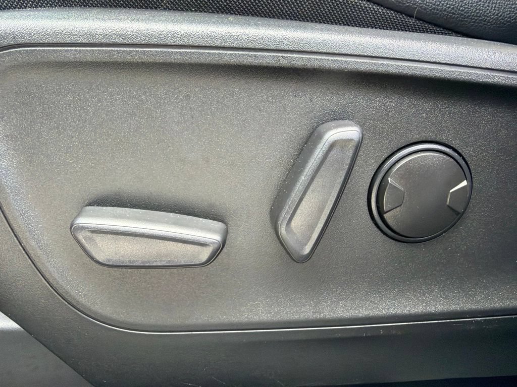 Certified 2022 Ford Escape Titanium w/ Titanium Elite Package FWD image 14