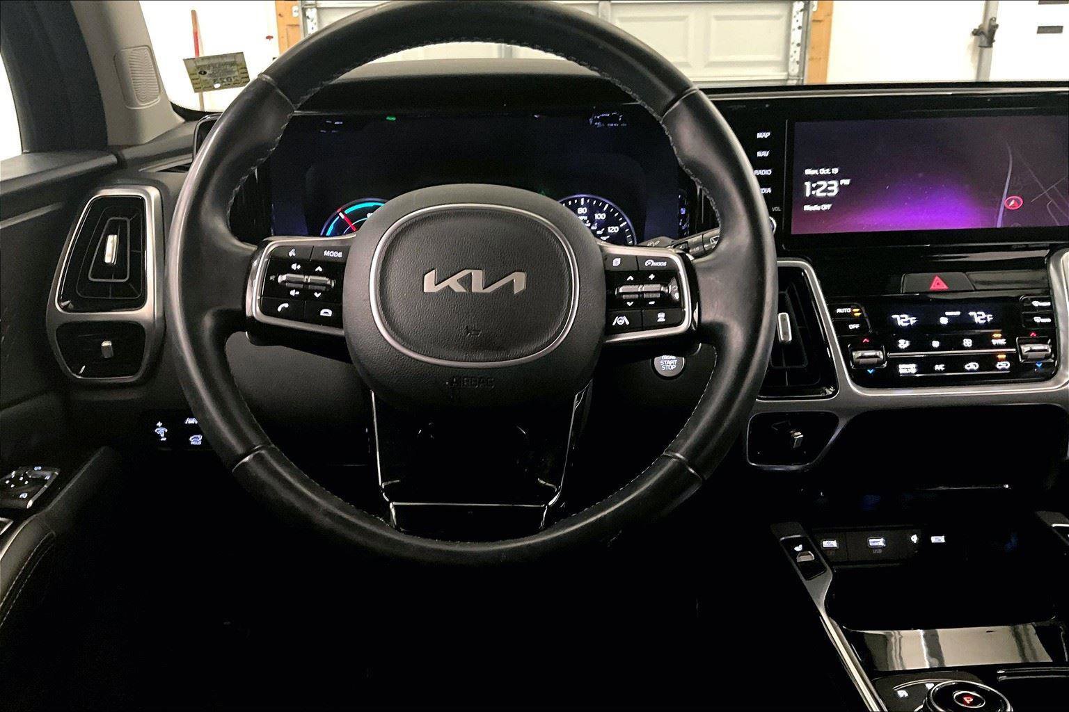 Used 2022 Kia Sorento SX image 7