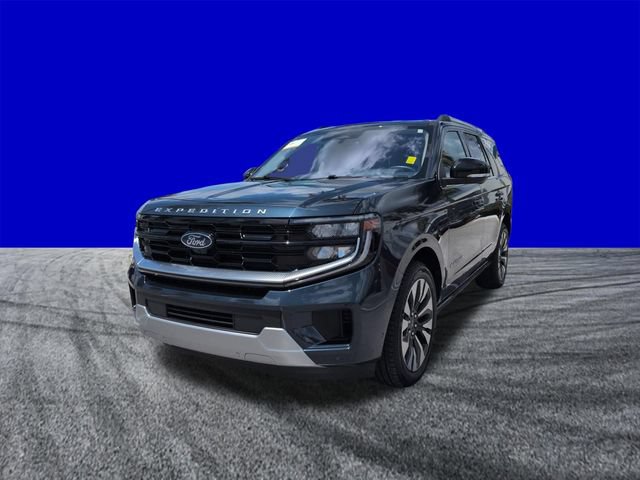 Certified 2025 Ford Expedition Platinum w/ Driver's Package AWD/4WD image 8