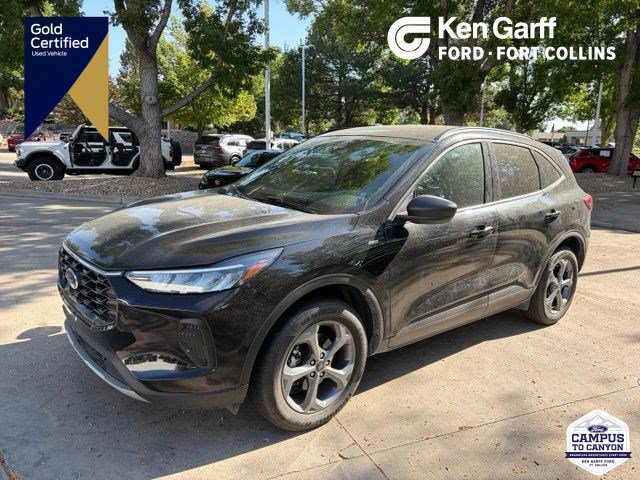 Certified 2025 Ford Escape ST-Line AWD/4WD image 1