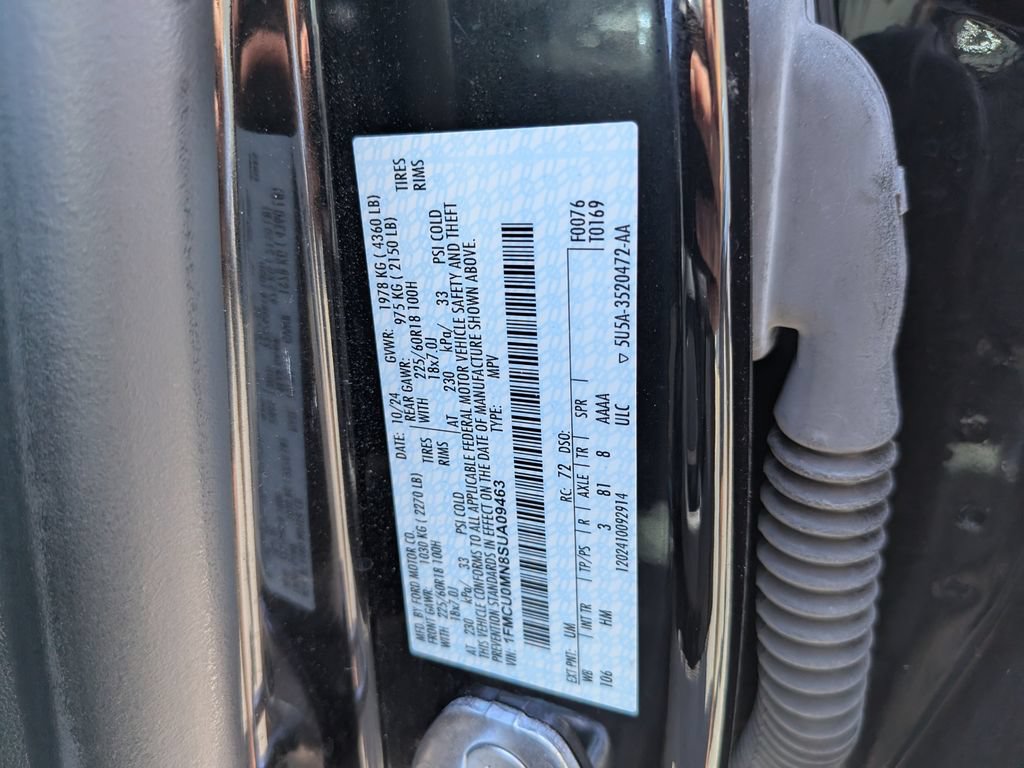 Certified 2025 Ford Escape ST-Line FWD image 36