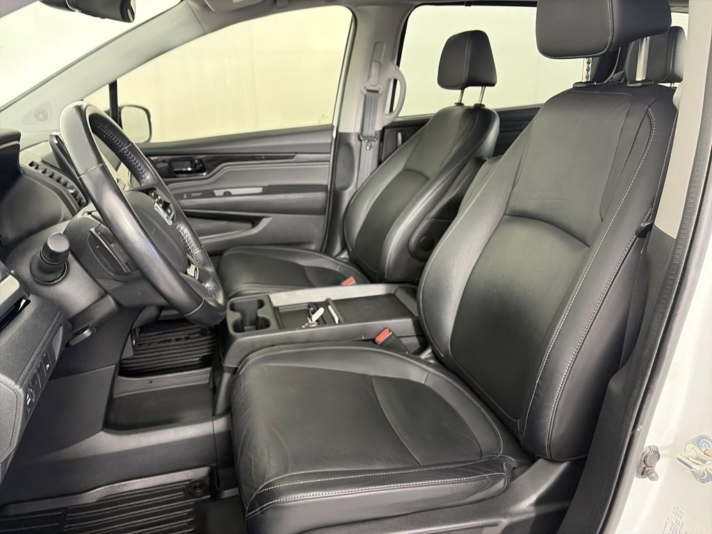 Used 2021 Honda Odyssey Touring image 11