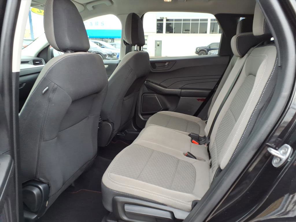 Certified 2022 Ford Escape SE w/ Cold Weather Package image 11