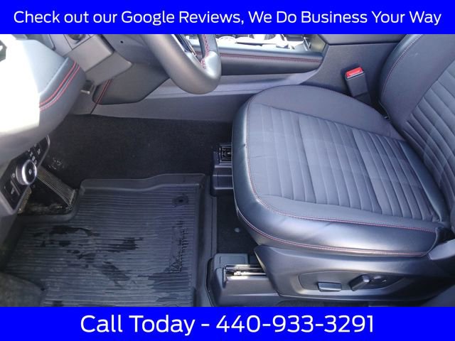 Certified 2025 Ford Explorer ST-Line AWD/4WD image 21