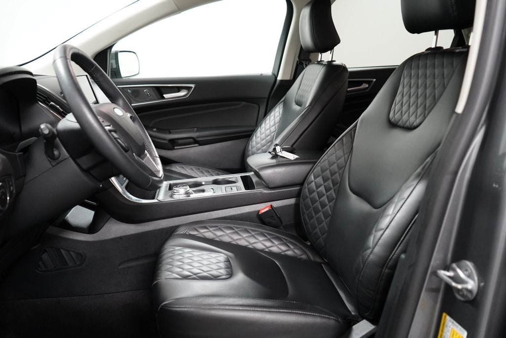 Certified 2023 Ford Edge Titanium AWD/4WD image 14