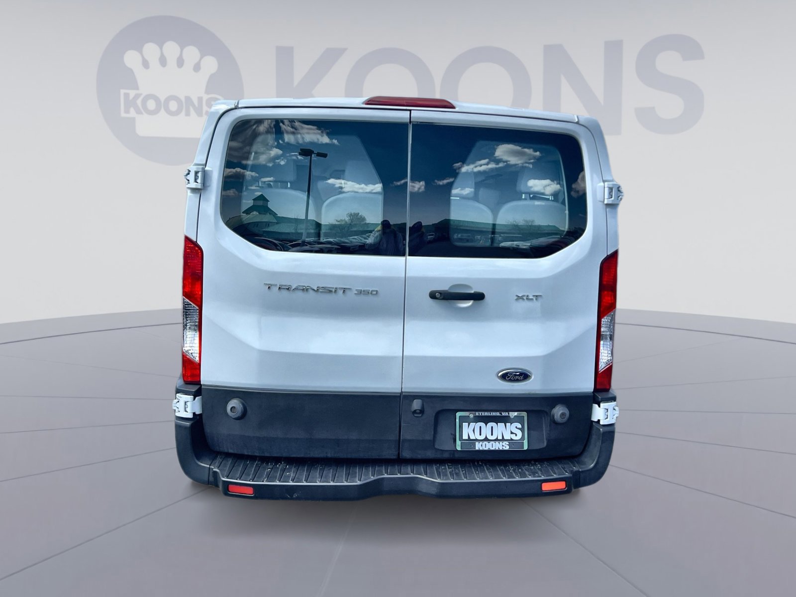 Certified 2019 Ford Transit 350 XLT image 4