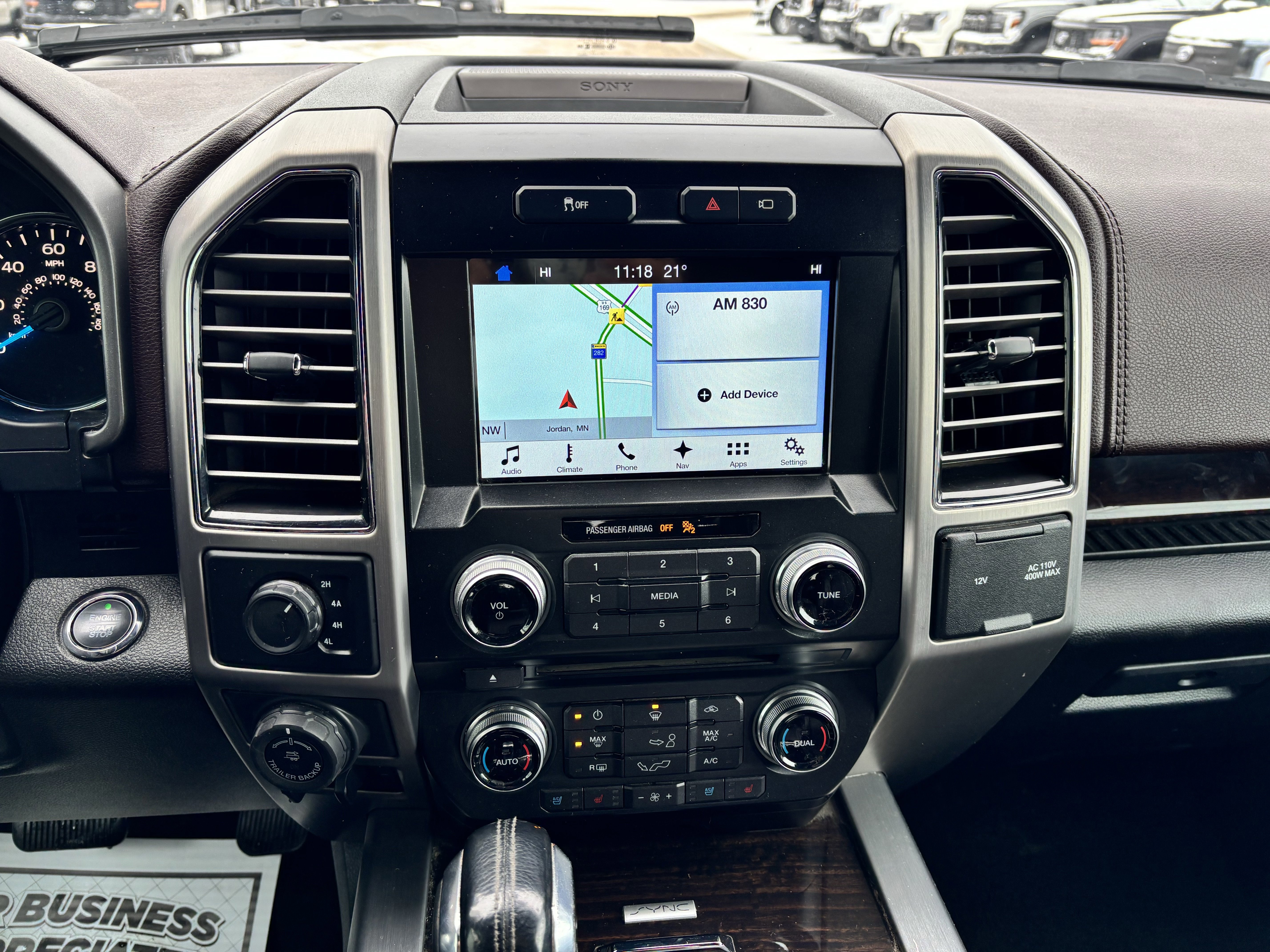 Certified 2017 Ford F150 Platinum w/ Equipment Group 701A Luxury image 23