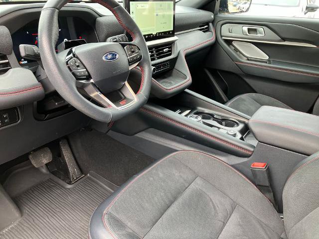 Certified 2025 Ford Explorer ST w/ Sun And Sound Package AWD/4WD image 32