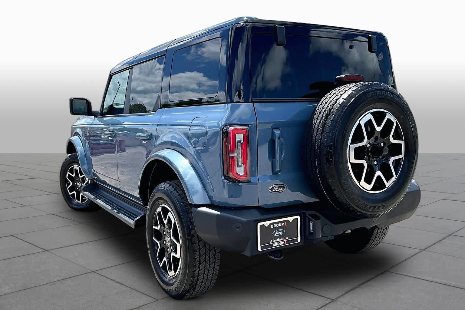 Certified 2025 Ford Bronco Outer Banks AWD/4WD image 12