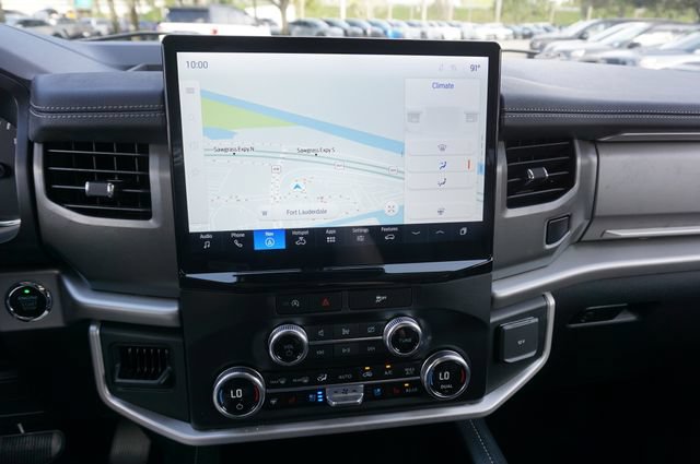 Certified 2023 Ford Expedition XLT RWD image 4