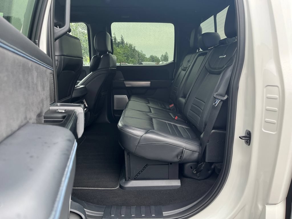 Certified 2025 Ford F350 Platinum w/ Tremor Off-Road Package AWD/4WD image 29