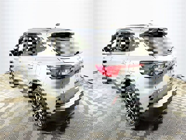 Certified 2022 Ford Escape SE w/ SE Sport Appearance Package image 5