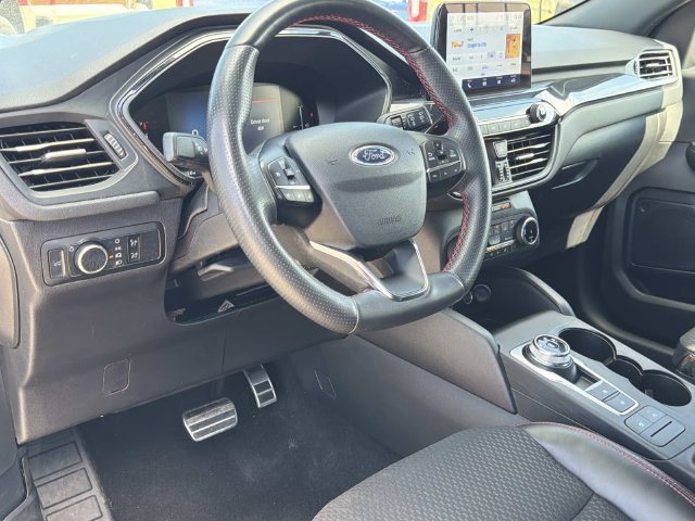 Certified 2024 Ford Escape ST-Line AWD/4WD image 15