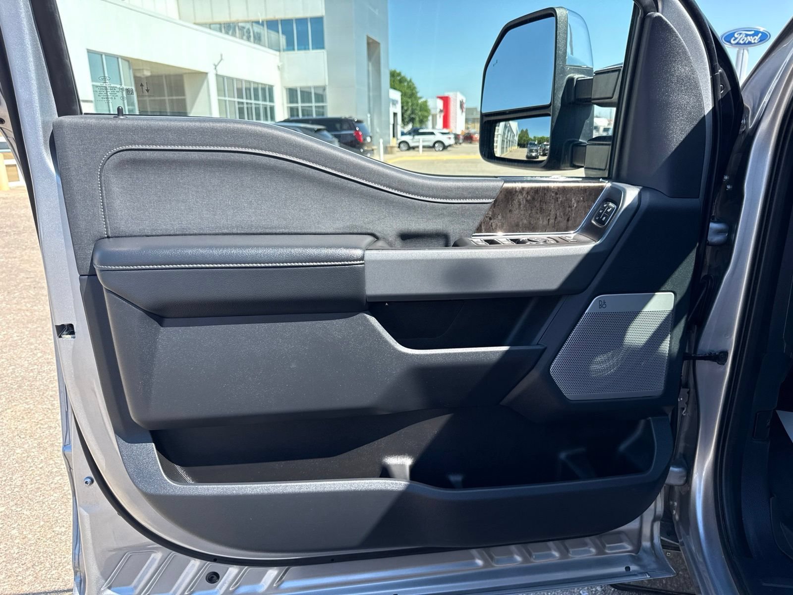 Certified 2023 Ford F250 Lariat w/ Chrome Package AWD/4WD image 16