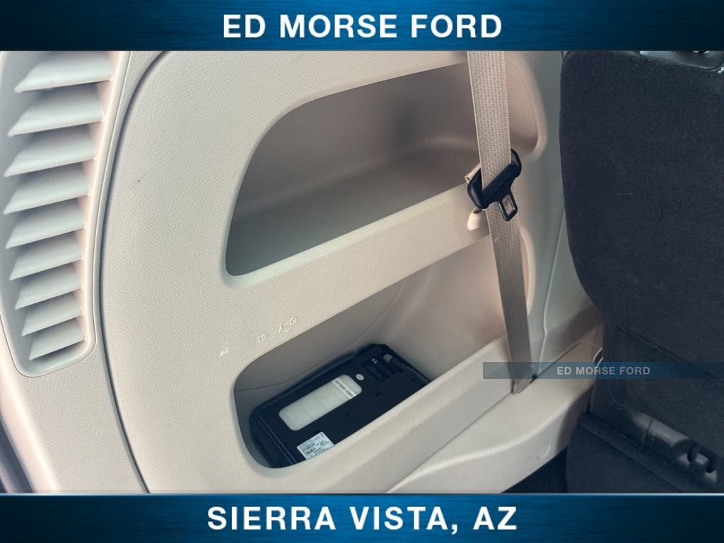 Used 2024 Chrysler Pacifica Touring-L FWD image 15