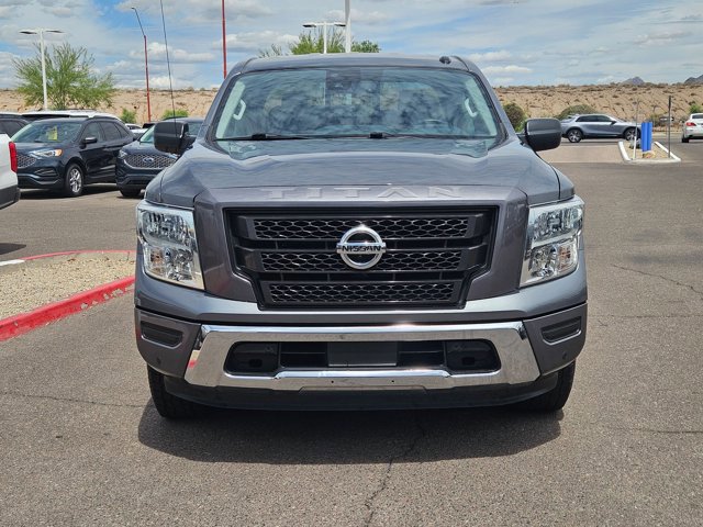 Used 2021 Nissan Titan SV w/ SV Convenience Package image 8