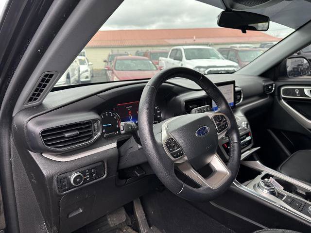 Certified 2023 Ford Explorer XLT w/ Equipment Group 202A image 19
