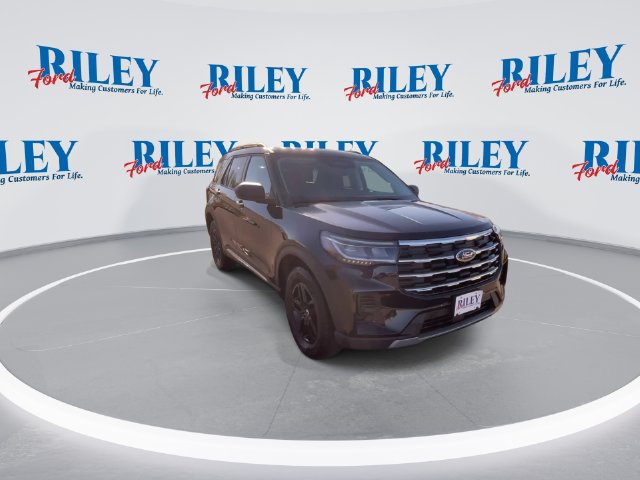 Certified 2025 Ford Explorer Active AWD/4WD image 2