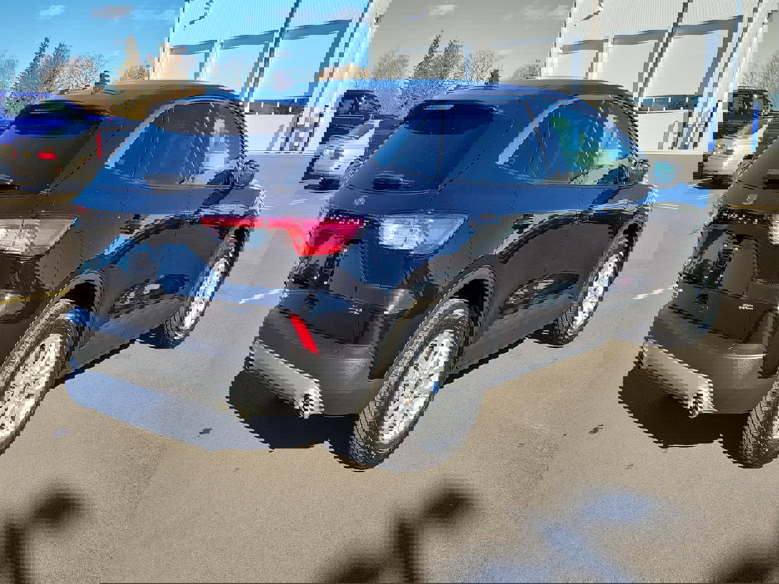 Certified 2022 Ford Escape SE w/ Convenience Package image 3