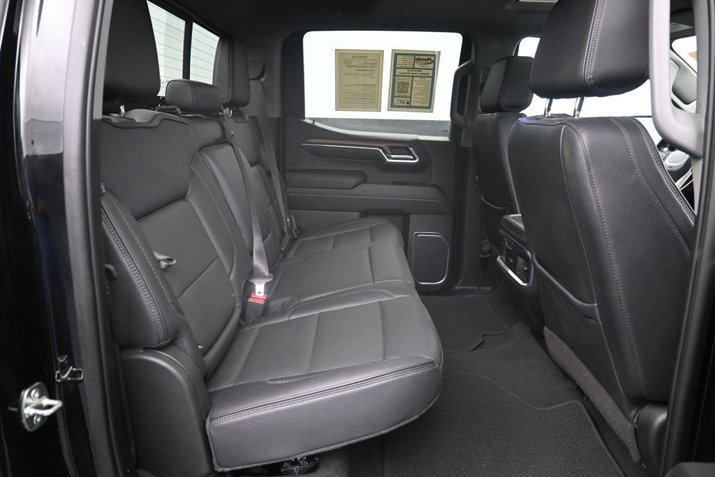 Used 2023 GMC Sierra 1500 Denali w/ Denali Reserve Package AWD/4WD image 11