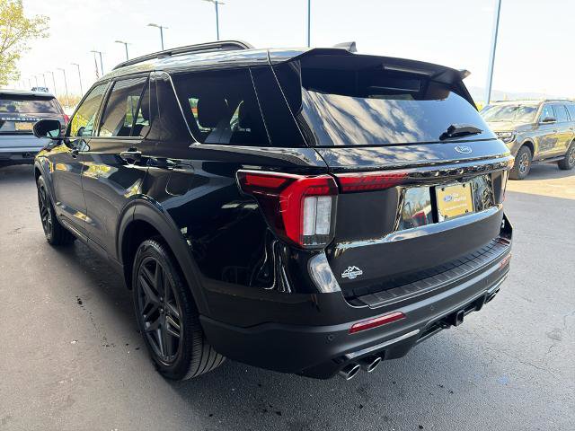 Certified 2025 Ford Explorer ST AWD/4WD image 15
