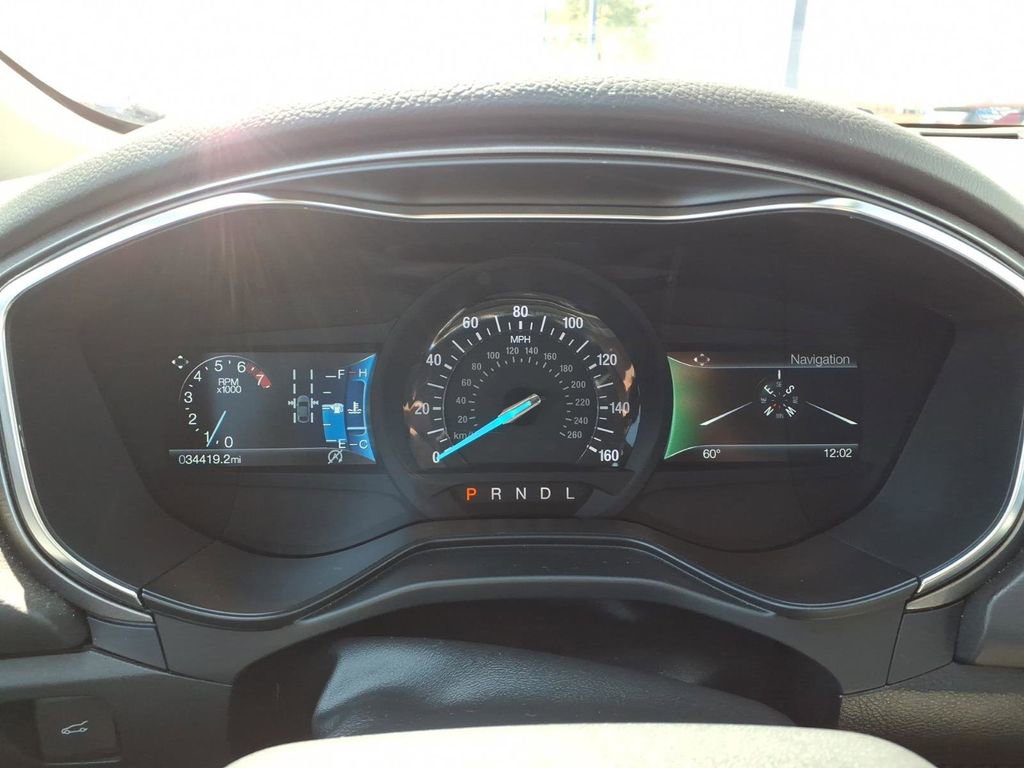 Certified 2020 Ford Fusion SE FWD image 17