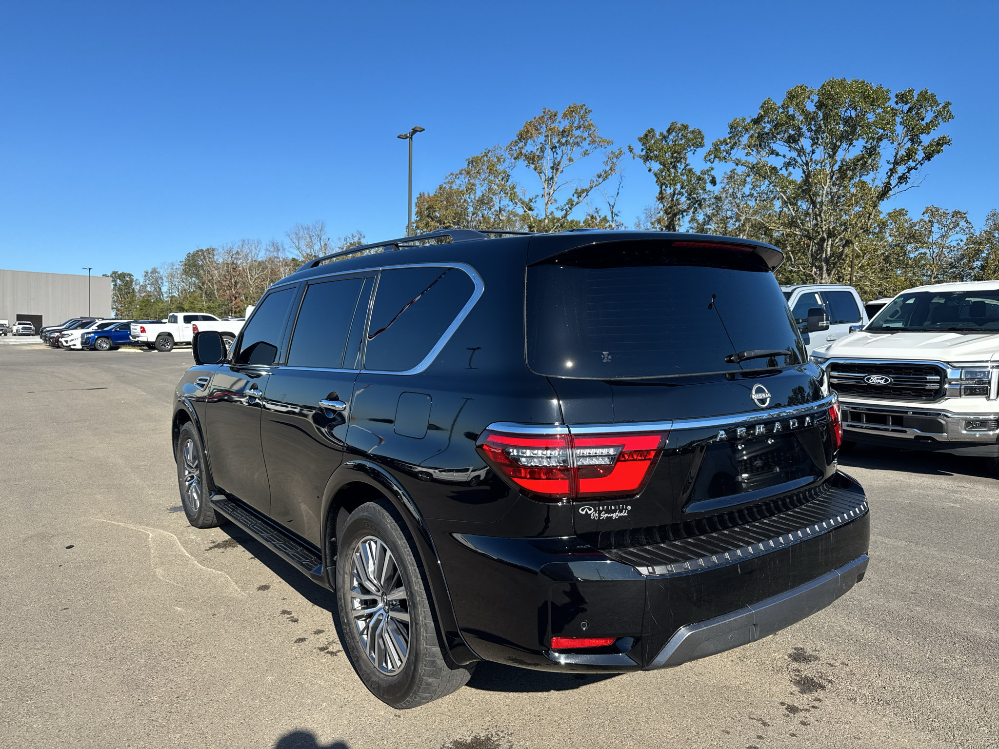 Used 2023 Nissan Armada SL w/ Cargo Package RWD image 17
