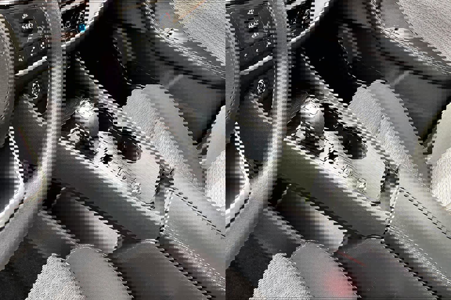 Used 2023 Nissan Rogue SV image 17