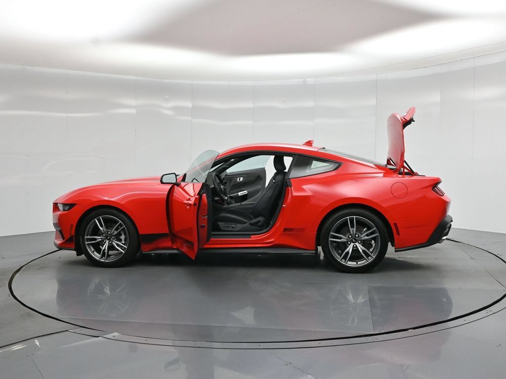 Certified 2024 Ford Mustang Coupe RWD image 30