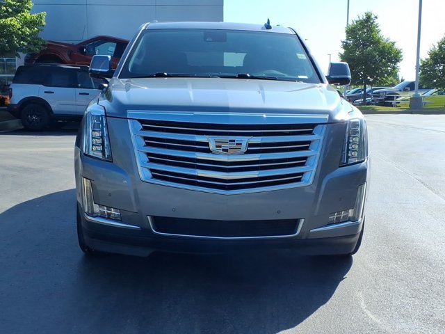 Used 2020 Cadillac Escalade Premium Luxury AWD/4WD image 2