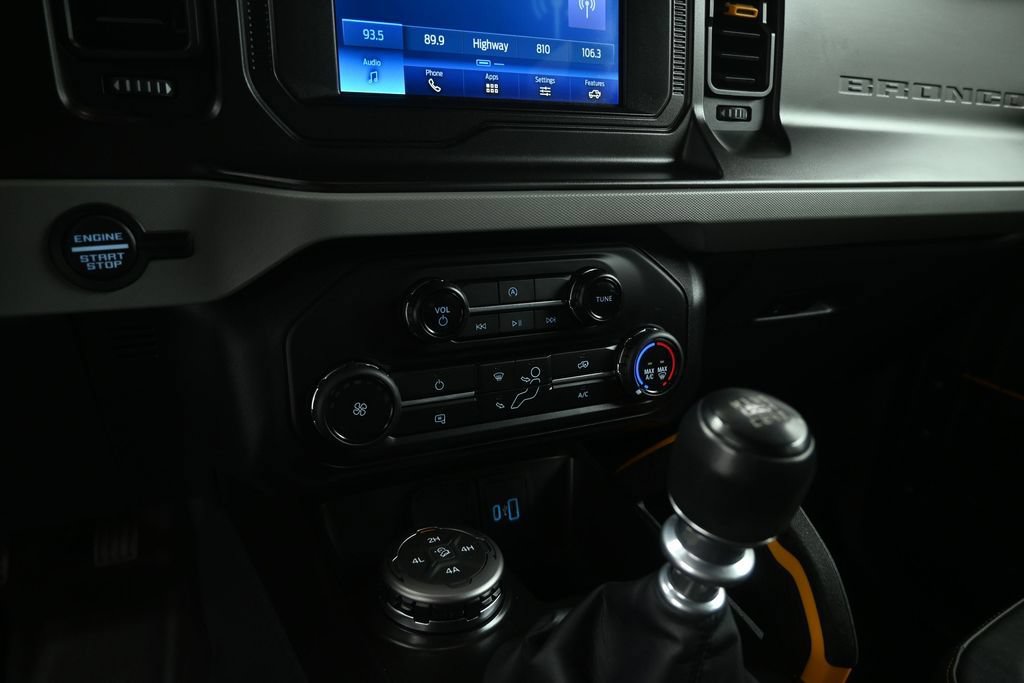 Certified 2021 Ford Bronco Badlands AWD/4WD image 16